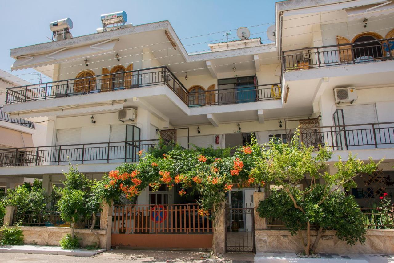 Apartments Tania Paralia Dionysiou Esterno foto