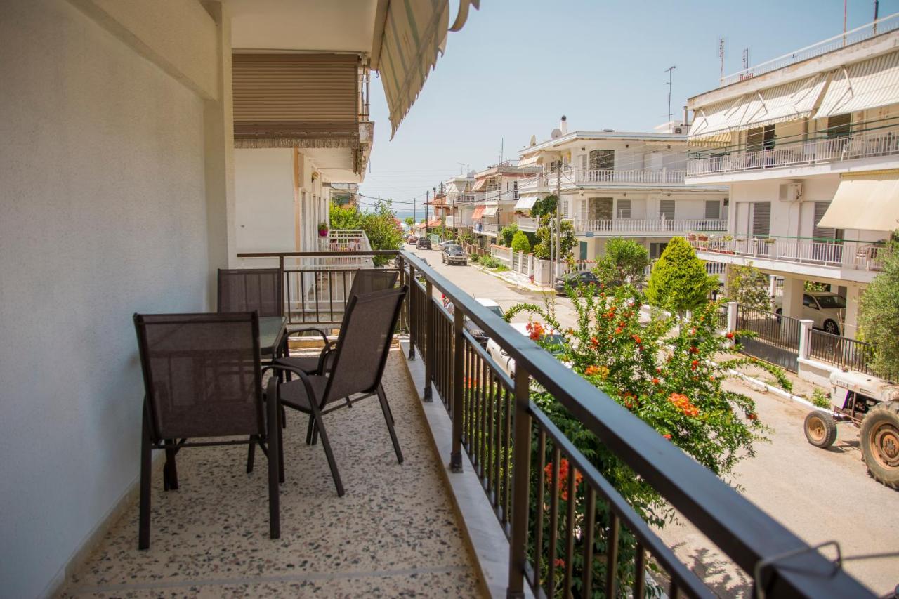 Apartments Tania Paralia Dionysiou Esterno foto